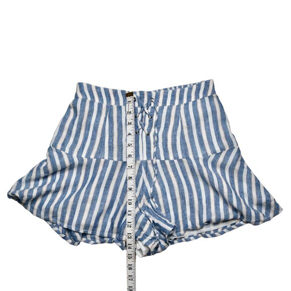 American Eagle Women's Blue and White Striped Ruffle Shorts, size Small - Picture 9 of 12